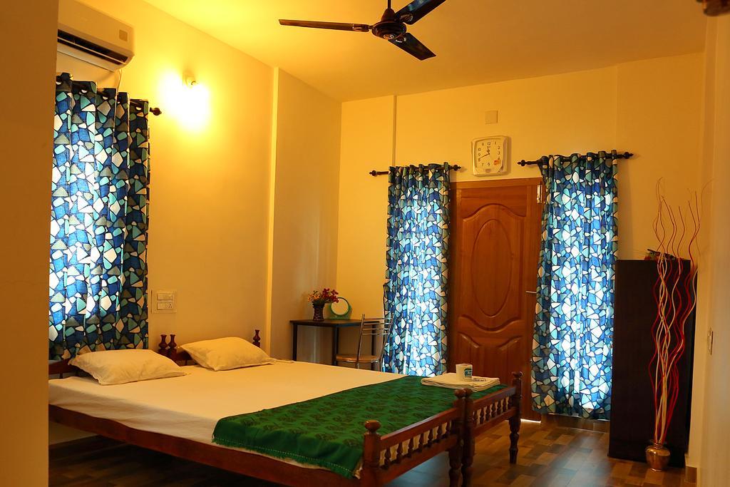 Heather Home Stay Kochi Habitación foto